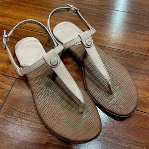 Sam Edelman Circus Adjustable Thong Light Pink Sandal - Women’s size 7